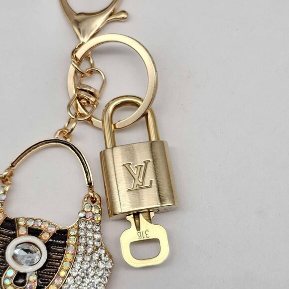 Authentic Louis Vuitton Lock & Key with unbranded Bagcharm, Keycharm 120525 - Picture 8 of 8
